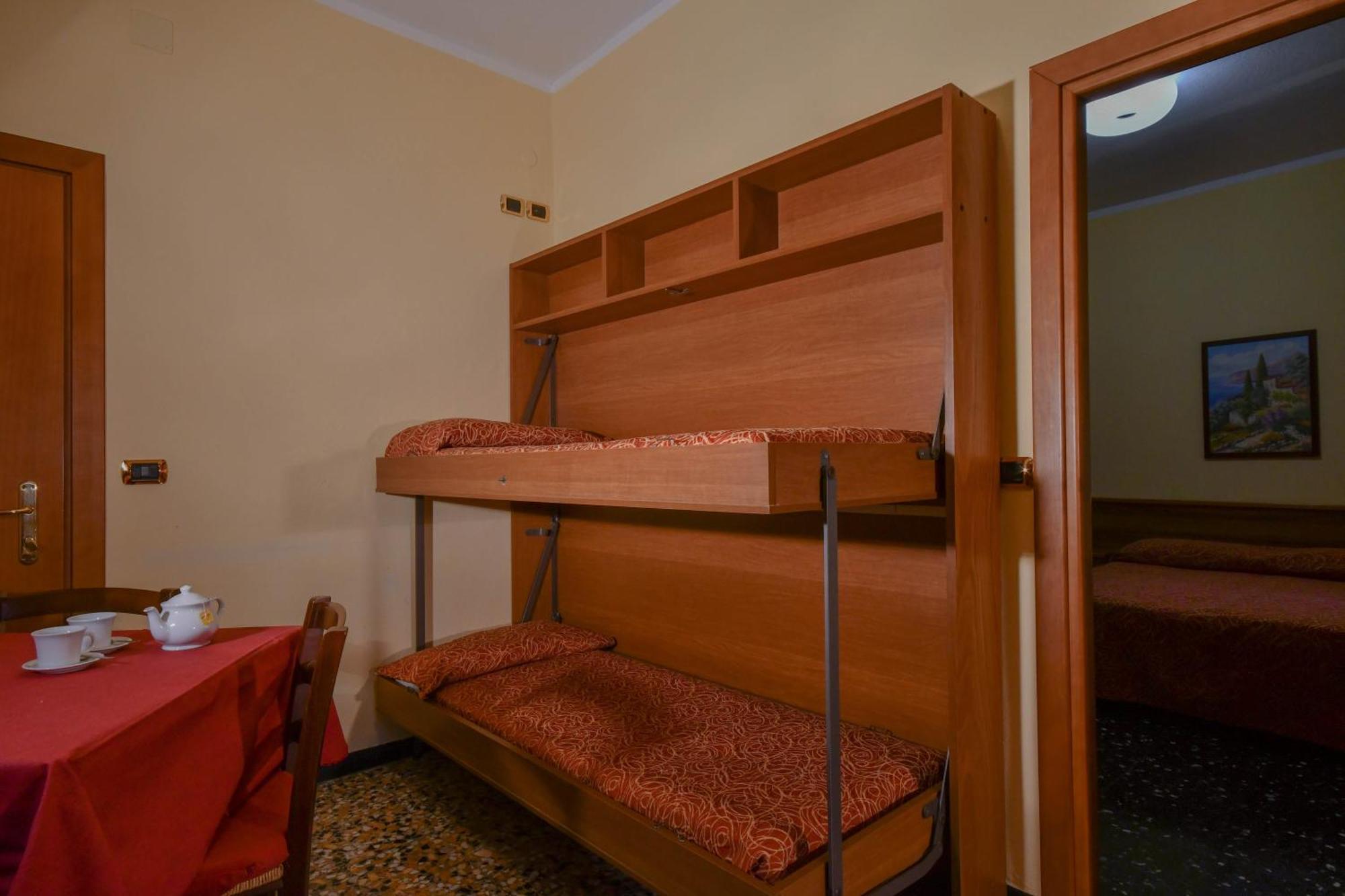 Hotel Residence Paradiso モネーリア 部屋 写真