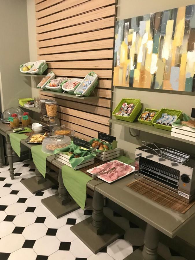 Hotel Residence Paradiso モネーリア エクステリア 写真